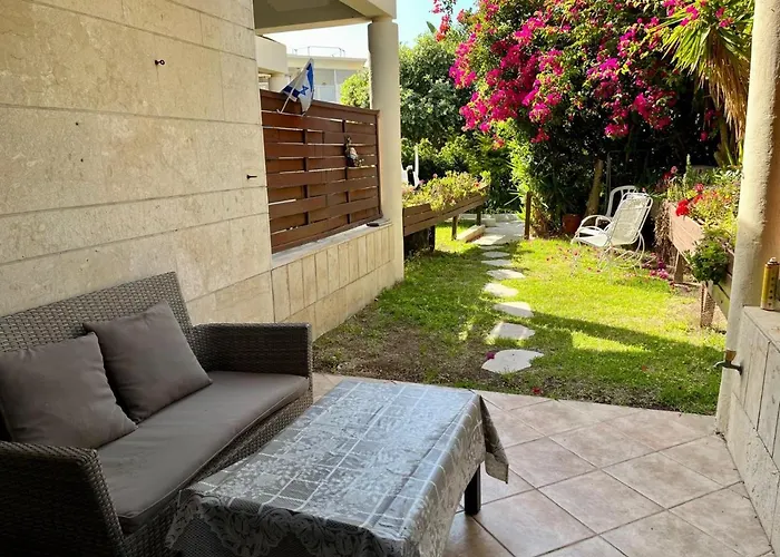 Last Minute Herzliya