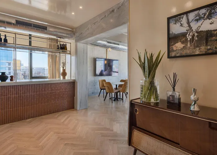 Publica Isrotel, Autograph Collection